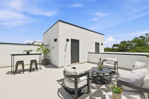 Touwnhouse à vendre à Tampa, Floride: 3 chambres, 220.83 m2 № 2306783 - photo 26