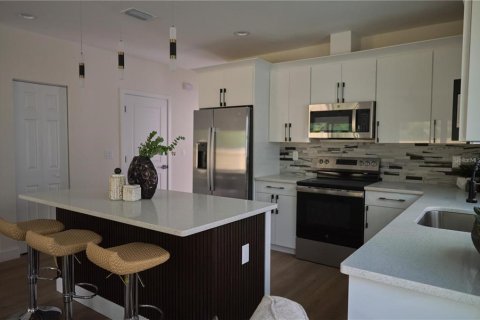 Купить таунхаус в Тампа, Флорида 8 комнат, 139.35м2, № 2431106 - фото 9