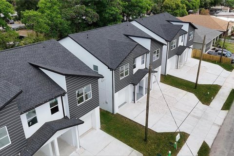 Купить таунхаус в Тампа, Флорида 8 комнат, 139.35м2, № 2431106 - фото 3