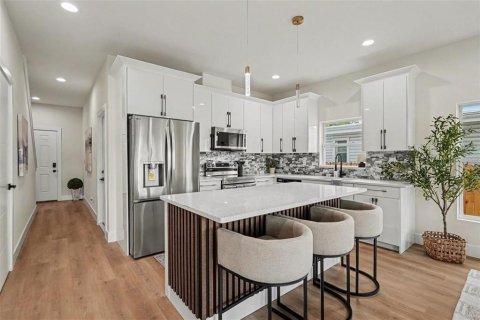 Купить таунхаус в Тампа, Флорида 8 комнат, 139.35м2, № 2431106 - фото 7