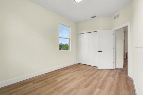 Купить таунхаус в Тампа, Флорида 8 комнат, 139.35м2, № 2431106 - фото 14