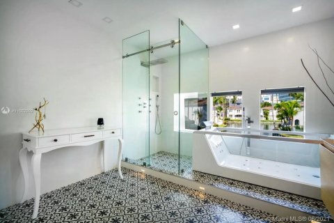 Villa ou maison à louer à Aventura, Floride: 3 chambres, 226.03 m2 № 2390225 - photo 23