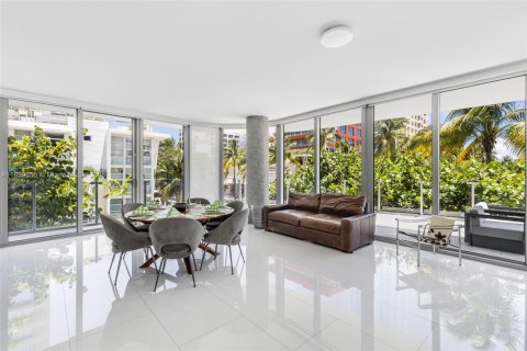 Condo in Miami Beach, Florida, 5 bedrooms  № 2014851 - photo 21