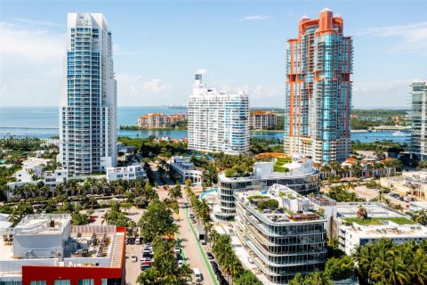 Condo in Miami Beach, Florida, 5 bedrooms  № 2014851 - photo 5
