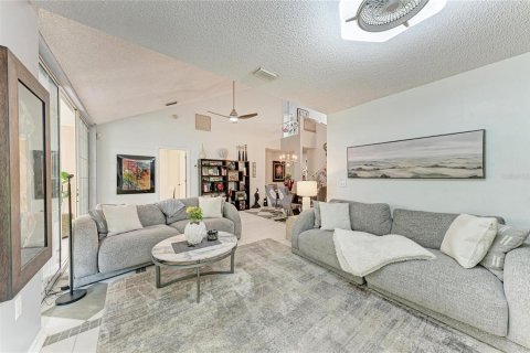 Condo in Bradenton, Florida, 3 bedrooms  № 2210440 - photo 8