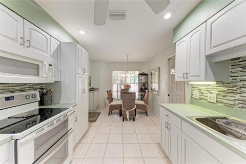 Condo in Bradenton, Florida, 3 bedrooms  № 2210440 - photo 13