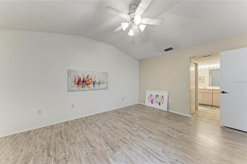Condo in Bradenton, Florida, 3 bedrooms  № 2210440 - photo 21
