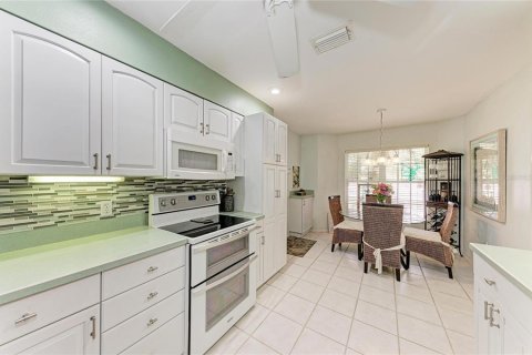 Condo in Bradenton, Florida, 3 bedrooms  № 2210440 - photo 12