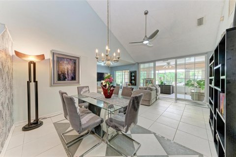Condo in Bradenton, Florida, 3 bedrooms  № 2210440 - photo 16