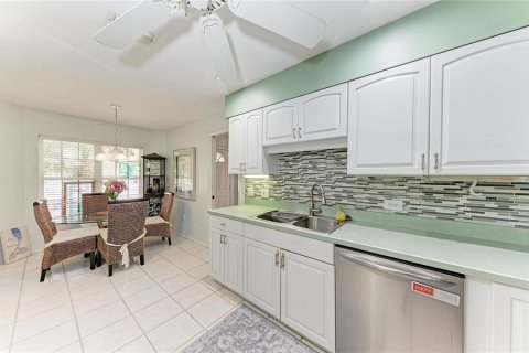 Condo in Bradenton, Florida, 3 bedrooms  № 2210440 - photo 14