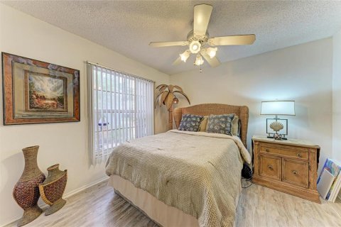 Condo in Bradenton, Florida, 3 bedrooms  № 2210440 - photo 28