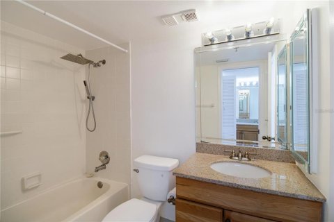 Condominio en venta en Saint Petersburg, Florida, 2 dormitorios, 116.13 m2 № 2094473 - foto 24