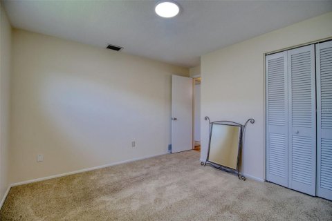 Casa en venta en Clearwater, Florida, 4 dormitorios, 176.14 m2 № 2385982 - foto 29