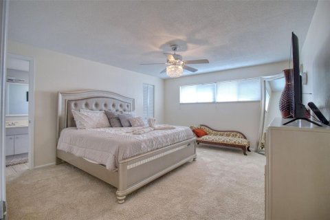 Casa en venta en Clearwater, Florida, 4 dormitorios, 176.14 m2 № 2385982 - foto 19