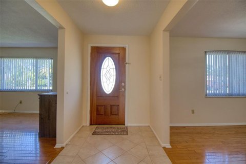 Casa en venta en Clearwater, Florida, 4 dormitorios, 176.14 m2 № 2385982 - foto 6