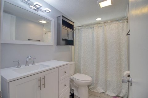 Casa en venta en Clearwater, Florida, 4 dormitorios, 176.14 m2 № 2385982 - foto 27