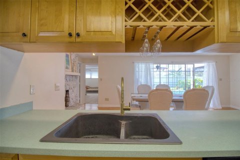 Casa en venta en Clearwater, Florida, 4 dormitorios, 176.14 m2 № 2385982 - foto 15