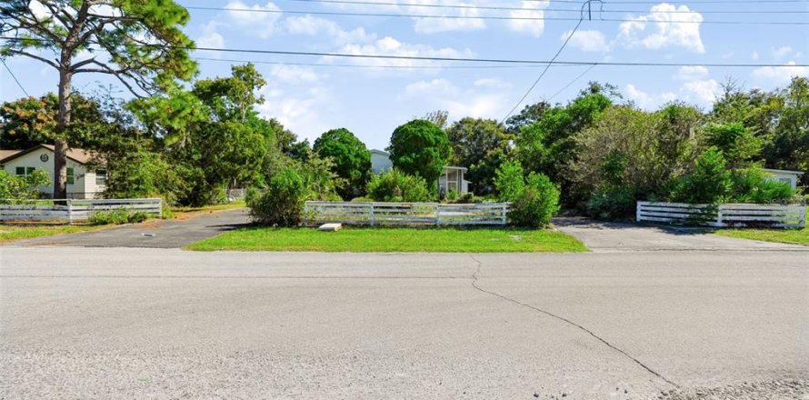 Villa ou maison à Hudson, Floride 3 chambres, 140.47 m2 № 2430803