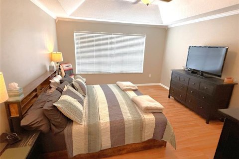 House in Oviedo, Florida 4 bedrooms, 200.02 sq.m. № 1833124 - photo 9