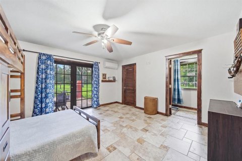 Casa en venta en Brooksville, Florida, 3 dormitorios, 342.44 m2 № 2314300 - foto 27