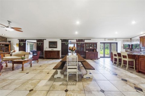 Casa en venta en Brooksville, Florida, 3 dormitorios, 342.44 m2 № 2314300 - foto 11
