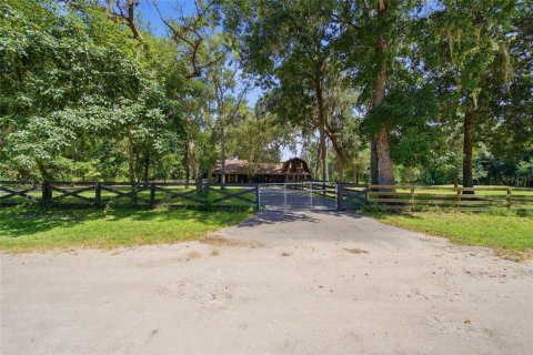 Casa en venta en Brooksville, Florida, 3 dormitorios, 342.44 m2 № 2314300 - foto 3
