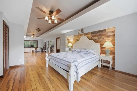 Casa en venta en Brooksville, Florida, 3 dormitorios, 342.44 m2 № 2314300 - foto 23