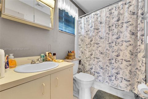 Купить виллу или дом в Майами, Флорида 3 спальни, 114.27м2, № 2048914 - фото 20