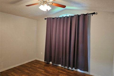 House in Winter Haven, Florida 3 bedrooms, 122.35 sq.m. № 1916653 - photo 13