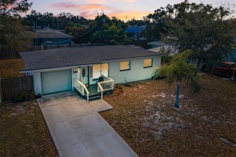 Casa en venta en Dunedin, Florida, 3 dormitorios, 106.84 m2 № 2167614 - foto 2