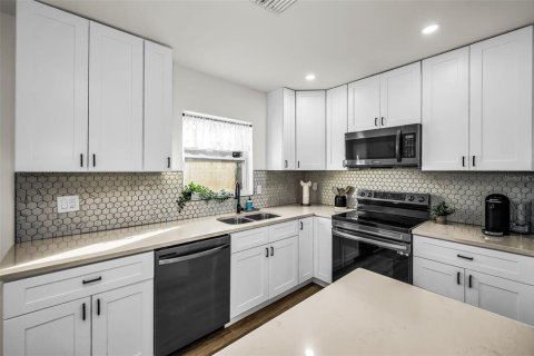 Casa en venta en Dunedin, Florida, 3 dormitorios, 106.84 m2 № 2167614 - foto 7