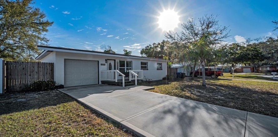 Casa en Dunedin, Florida 3 dormitorios, 106.84 m2 № 2167614