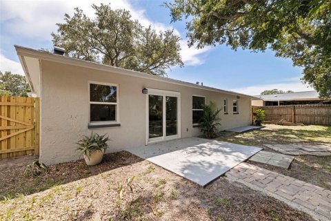 House in Dunedin, Florida 2 bedrooms, 101.36 sq.m. № 1894033 - photo 30