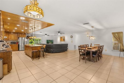 Villa ou maison à vendre à Maitland, Floride: 3 chambres, 177.35 m2 № 2406450 - photo 9