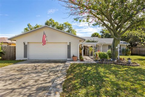 Villa ou maison à vendre à Maitland, Floride: 3 chambres, 177.35 m2 № 2406450 - photo 2