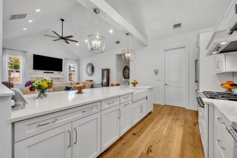 Casa en venta en Winter Park, Florida, 4 dormitorios, 265.7 m2 № 1904685 - foto 17