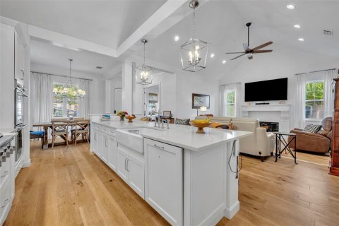 Casa en venta en Winter Park, Florida, 4 dormitorios, 265.7 m2 № 1904685 - foto 15