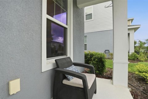 Townhouse in Wesley Chapel, Florida 3 bedrooms, 169.08 sq.m. № 2226042 - photo 6