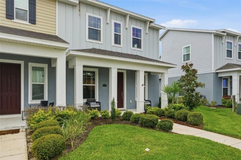 Townhouse in Wesley Chapel, Florida 3 bedrooms, 169.08 sq.m. № 2226042 - photo 4