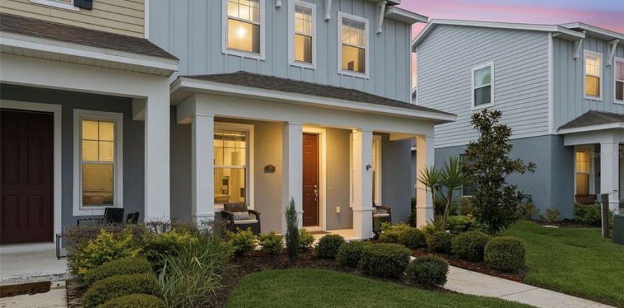 Townhouse in Wesley Chapel, Florida 3 bedrooms, 169.08 sq.m. № 2226042