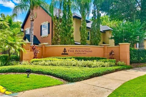 Condo in Orlando, Florida, 2 bedrooms  № 1871244 - photo 1