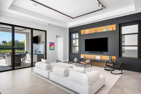 Villa ou maison à louer à Boca Raton, Floride: 6 chambres, 751.67 m2 № 2171131 - photo 16