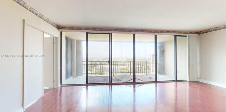 Condo à Miami, Floride, 2 chambres  № 1802690