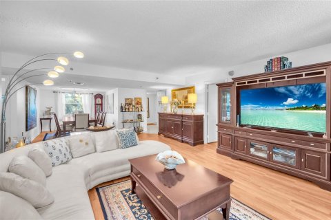 Condominio en venta en Lauderhill, Florida, 3 dormitorios, 163.51 m2 № 2179563 - foto 28