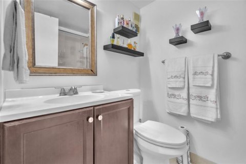 Condominio en venta en Lauderhill, Florida, 3 dormitorios, 163.51 m2 № 2179563 - foto 19