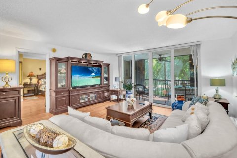 Condominio en venta en Lauderhill, Florida, 3 dormitorios, 163.51 m2 № 2179563 - foto 24