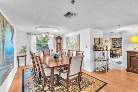 Condominio en venta en Lauderhill, Florida, 3 dormitorios, 163.51 m2 № 2179563 - foto 7