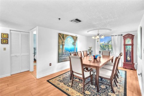 Condominio en venta en Lauderhill, Florida, 3 dormitorios, 163.51 m2 № 2179563 - foto 27