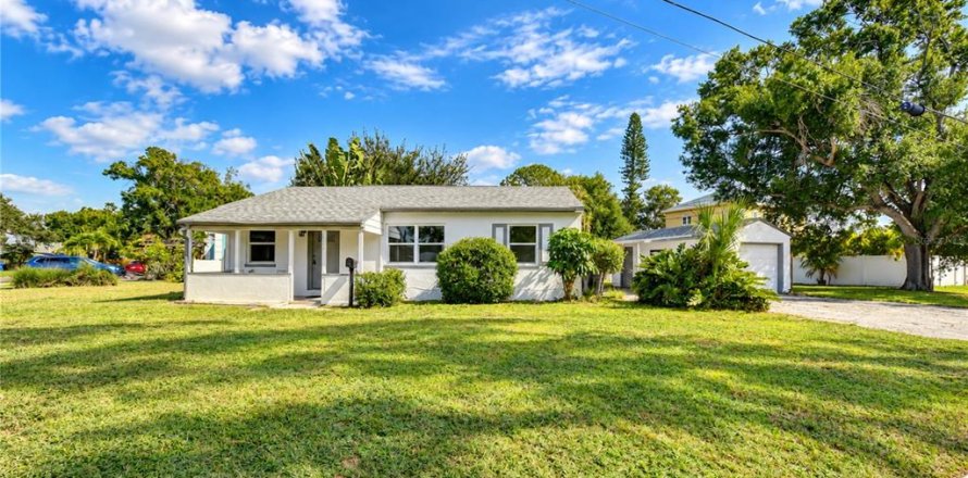 Villa ou maison à Saint Petersburg, Floride 3 chambres, 82.68 m2 № 2403477