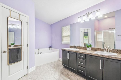House in Hudson, Florida 3 bedrooms, 141.21 sq.m. № 1894983 - photo 21